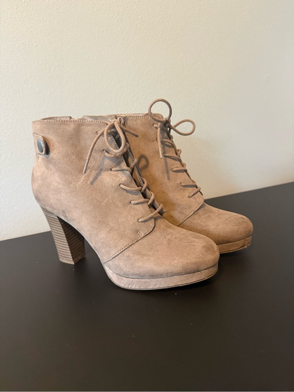 Rue21 Taupe Lace-Up Suede Platform Ankle Boots